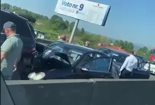 VIDEO E RËNDË/ Aksident i frikshëm në autostradën Tiranë-Durrës, bëhen copë-copë 5 makina
