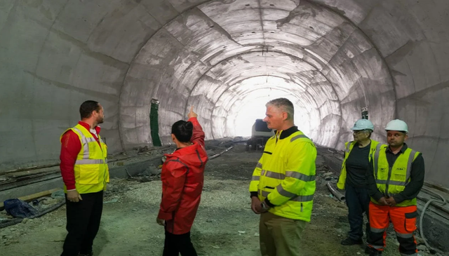 Përfundojnë punimet për hapjen e tunelit të Llogarasë, Rama publikon pamjet